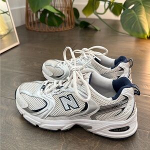 New Balance 530 sneakers